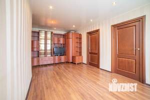 4-к квартира, вторичка, 62м2, 5/5 этаж