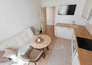 2-к квартира, вторичка, 62м2, 10/18 этаж