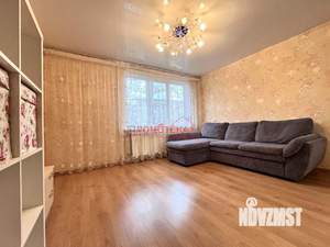 2-к квартира, вторичка, 44м2, 1/5 этаж