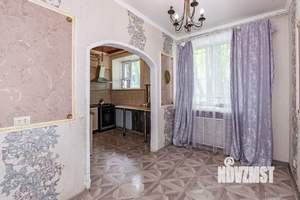 3-к квартира, вторичка, 70м2, 1/4 этаж