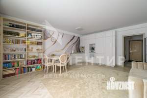 2-к квартира, вторичка, 75м2, 1/7 этаж