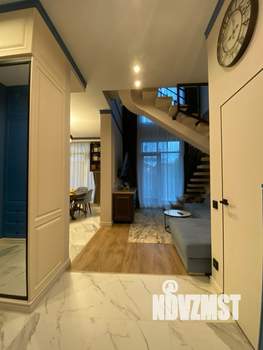 4-к квартира, вторичка, 124м2, 2/9 этаж