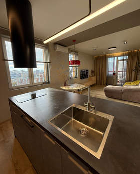 3-к квартира, вторичка, 71м2, 21/25 этаж