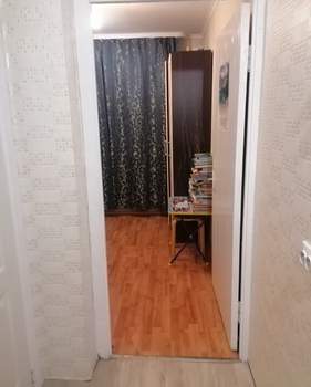 2-к квартира, вторичка, 42м2, 1/9 этаж