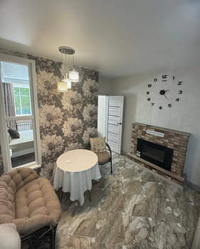 2-к квартира, вторичка, 30м2, 1/4 этаж