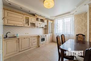 3-к квартира, вторичка, 101м2, 8/16 этаж