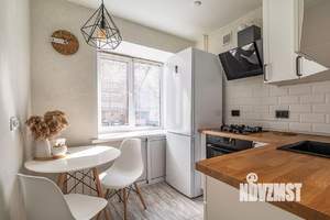 2-к квартира, вторичка, 45м2, 2/5 этаж