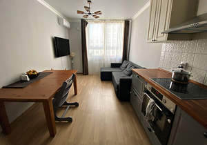 2-к квартира, вторичка, 64м2, 13/23 этаж