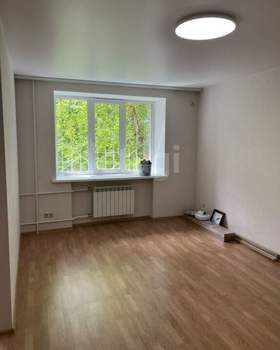 2-к квартира, вторичка, 43м2, 1/5 этаж
