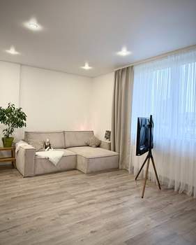 Студия квартира, вторичка, 35м2, 1/9 этаж