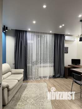 Студия квартира, вторичка, 42м2, 19/32 этаж