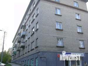 2-к квартира, вторичка, 43м2, 1/4 этаж