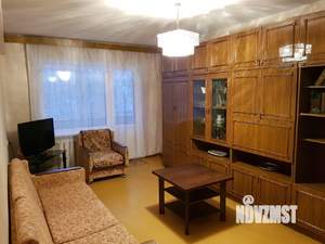 3-к квартира, вторичка, 58м2, 3/5 этаж