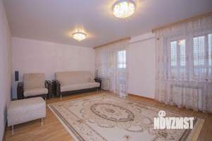 2-к квартира, вторичка, 63м2, 10/12 этаж