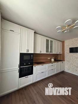 2-к квартира, вторичка, 64м2, 3/8 этаж