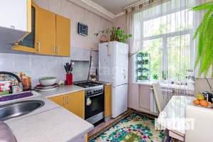 3-к квартира, вторичка, 72м2, 3/3 этаж