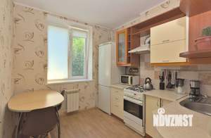 2-к квартира, вторичка, 62м2, 2/2 этаж