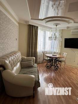 3-к квартира, вторичка, 70м2, 3/25 этаж