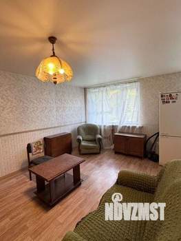 3-к квартира, вторичка, 58м2, 1/5 этаж