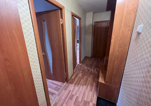 2-к квартира, вторичка, 42м2, 1/9 этаж