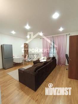 2-к квартира, вторичка, 42м2, 1/4 этаж