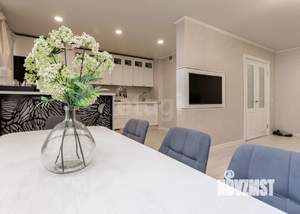 2-к квартира, вторичка, 100м2, 4/10 этаж