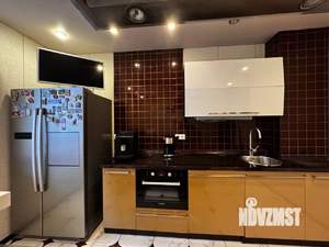 2-к квартира, вторичка, 82м2, 3/10 этаж
