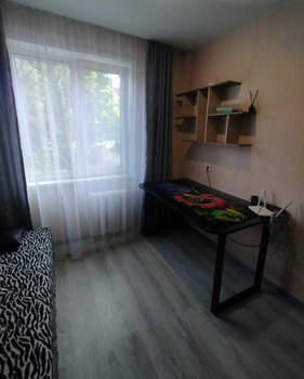 2-к квартира, вторичка, 43м2, 1/9 этаж