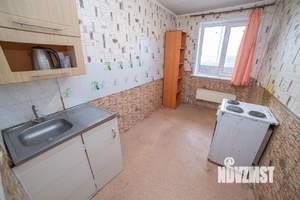 3-к квартира, вторичка, 63м2, 10/10 этаж