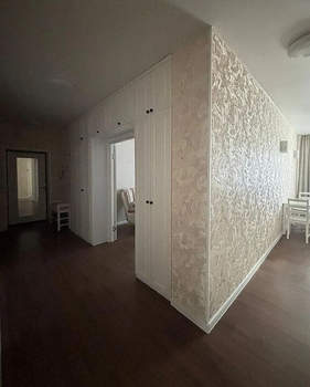 2-к квартира, вторичка, 64м2, 3/8 этаж