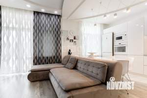 3-к квартира, вторичка, 96м2, 1/4 этаж