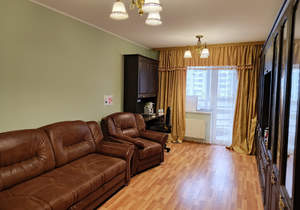 4-к квартира, вторичка, 130м2, 4/25 этаж