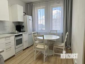 3-к квартира, вторичка, 65м2, 10/18 этаж