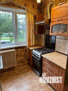 2-к квартира, вторичка, 45м2, 1/5 этаж