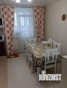 2-к квартира, вторичка, 67м2, 13/17 этаж