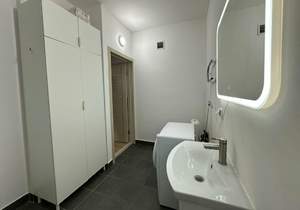 3-к квартира, вторичка, 65м2, 10/18 этаж