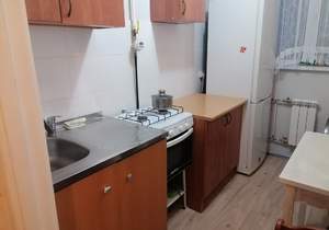 2-к квартира, вторичка, 42м2, 1/9 этаж