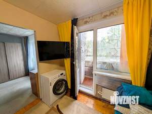 2-к квартира, вторичка, 37м2, 1/9 этаж
