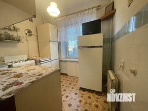 2-к квартира, вторичка, 42м2, 3/5 этаж