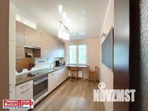 2-к квартира, вторичка, 57м2, 1/16 этаж