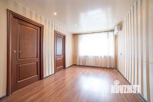 4-к квартира, вторичка, 62м2, 5/5 этаж