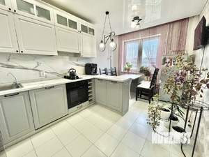 3-к квартира, вторичка, 82м2, 5/10 этаж