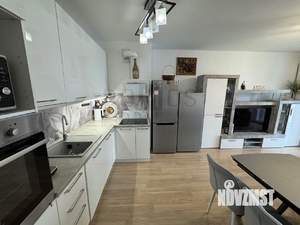 2-к квартира, вторичка, 56м2, 11/18 этаж