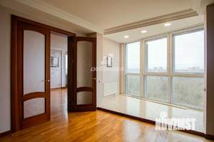 3-к квартира, вторичка, 112м2, 9/25 этаж