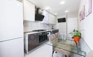 3-к квартира, вторичка, 64м2, 1/9 этаж