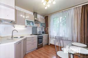 4-к квартира, вторичка, 68м2, 1/5 этаж