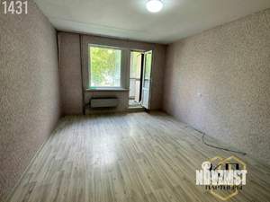 3-к квартира, вторичка, 65м2, 1/10 этаж