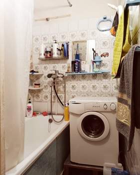 3-к квартира, вторичка, 59м2, 9/9 этаж