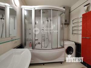 4-к квартира, вторичка, 140м2, 2/10 этаж