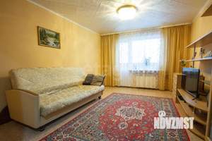 3-к квартира, вторичка, 64м2, 1/9 этаж